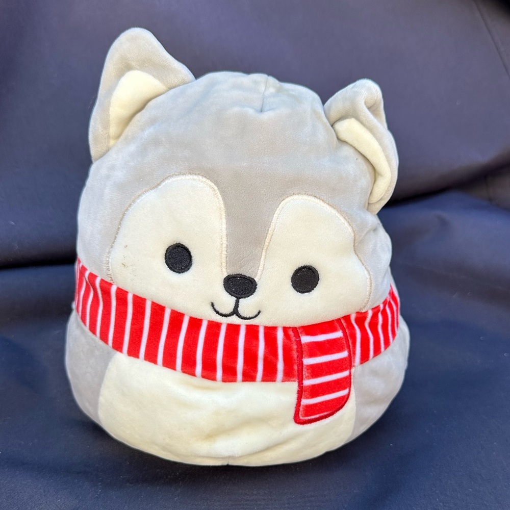 Squishmallows Tilman the Husky